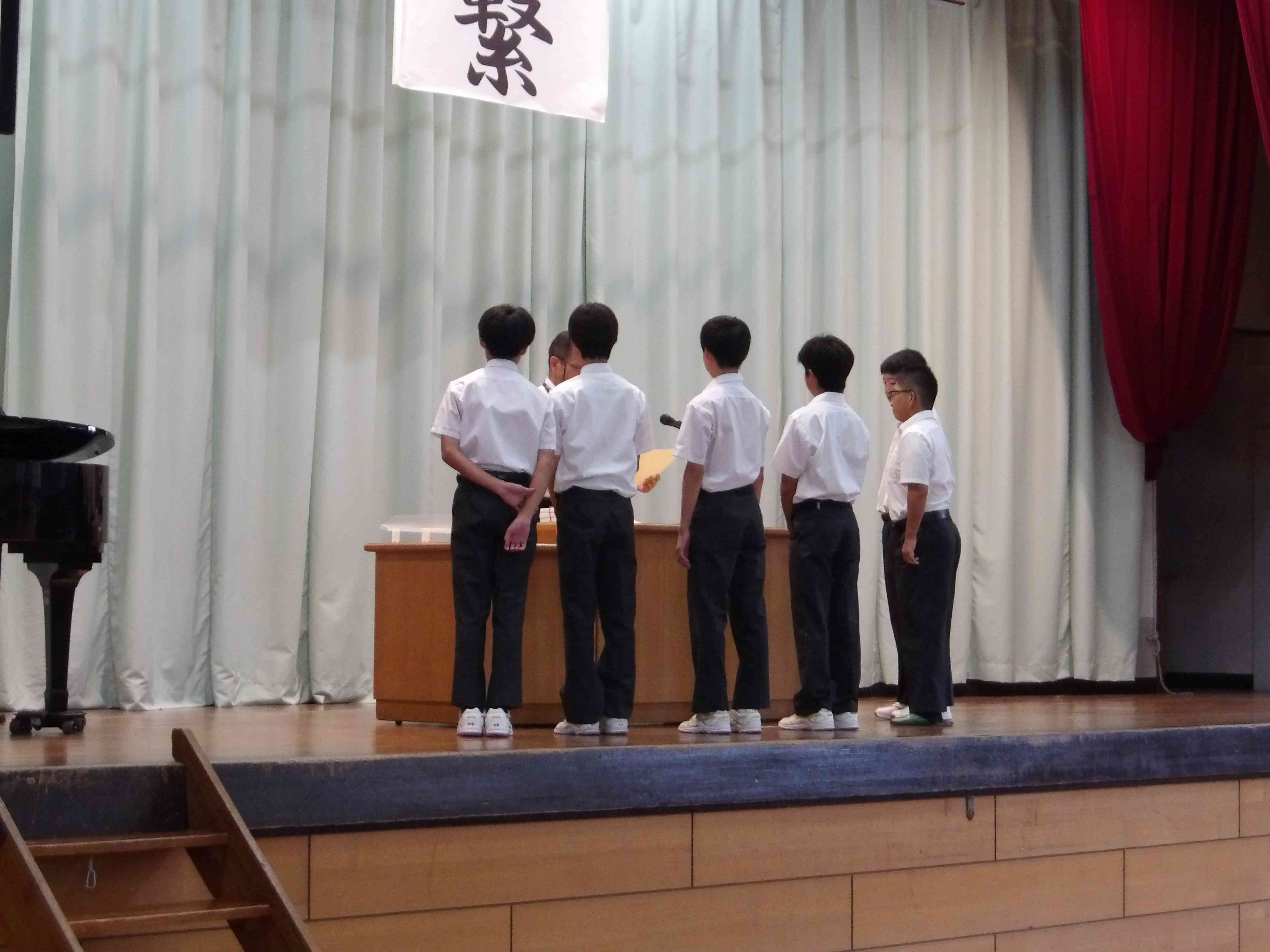 表彰　市内中学校大会　
野球の部(拠点校六中)　　優勝！